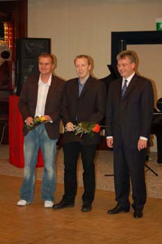 0032_ball-2006