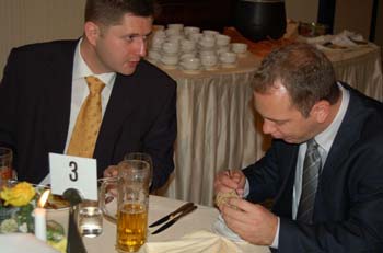 0042_ball-2006